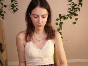 girl cam all day sophiaheidi image #5501930