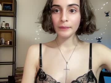 girl cam all day wonderland_stia image #6355889