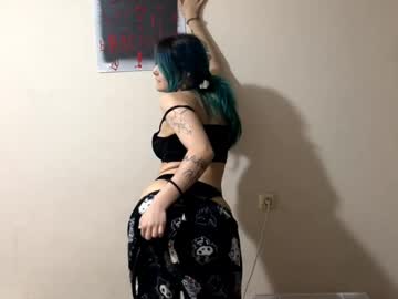 Cam for velvet_twist_drip_meow_