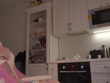 girl cam all day golden_alinee image #8392033