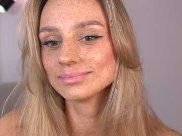 girl cam all day artease image #8907602