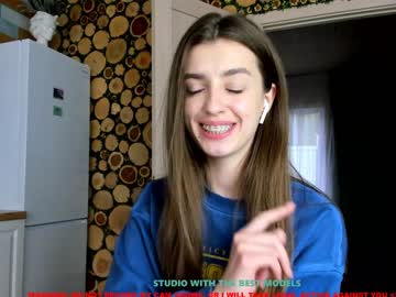 girl cam all day coy_amina image #1292529