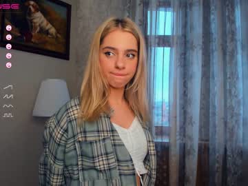 girl cam all day happyhugse image #4088708