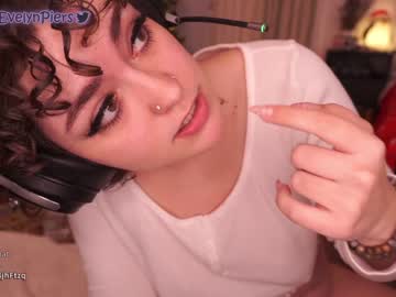 girl cam all day evelynpiers image #3256363