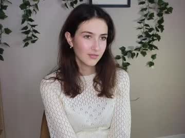 girl cam all day sophiaheidi image #5495191