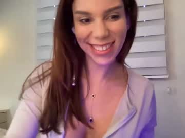 girl cam all day yourbonie image #4188134
