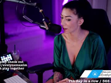 girl cam all day evelyne92 image #2072144