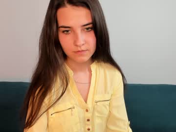 girl cam all day zeldaflowers image #6908387
