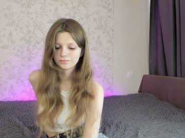 girl cam all day alainaestrada image #5563842