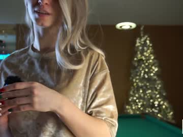 girl cam all day checkmypeach image #8570852