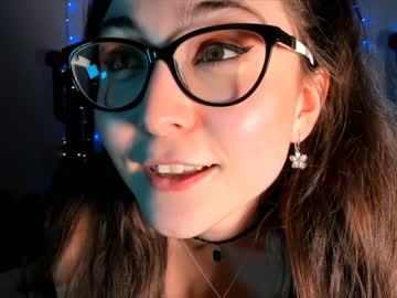 girl cam all day littlee33 image #347754