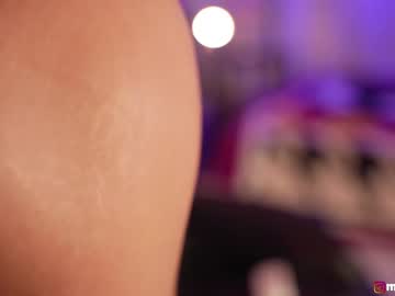 girl cam all day informal_ image #9513337