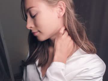 girl cam all day wave_of_happy_ image #5454937