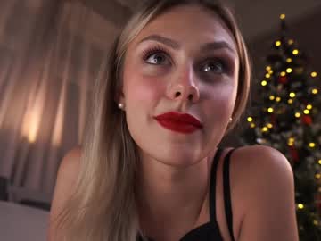 girl cam all day darlinechapel image #8512347