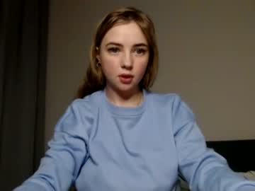 girl cam all day deinalin image #4234552