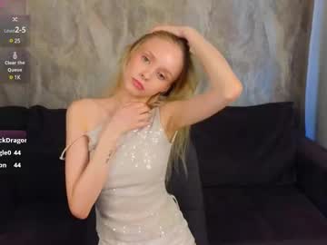 girl cam all day alodiedarbyshire image #9237205