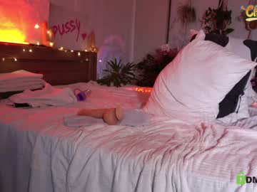 girl cam all day _deepthroatgalactica image #3790337