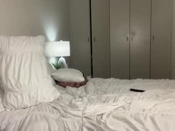 girl cam all day ellie_brooks19 image #7313471