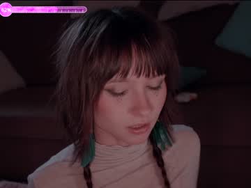 girl cam all day chaturbatable image #6952862