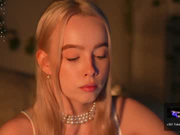 girl cam all day mother__of__dragons image #5651609