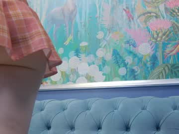 girl cam all day kriskras__ image #8114833