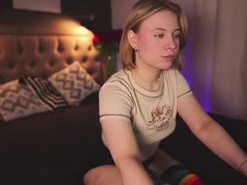 girl cam all day imanora image #8844269