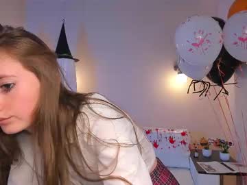 girl cam all day emiliaswallow image #8178480