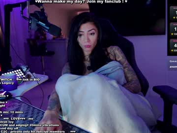 girl cam all day evelyne92 image #8657068