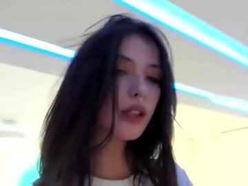 girl cam all day bmwm5f90 image #9649428