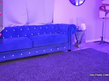 girl cam all day priscillawtff image #4149785