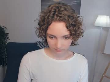 girl cam all day cutee_curls image #7570415