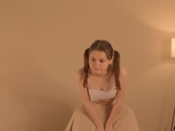 girl cam all day winniewest_ image #4288930