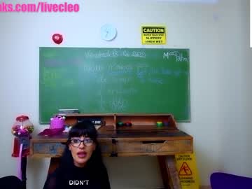 girl cam all day livecleo image #1778246