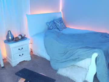 girl cam all day ticketshow image #147700