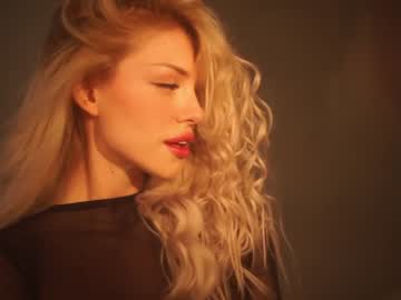 girl cam all day bunnylia__ image #5075158
