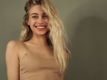 girl cam all day cuteelsa_ image #4845865