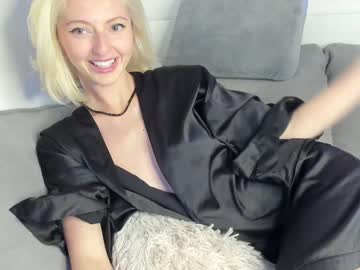 girl cam all day yournaughtymiss image #4943416