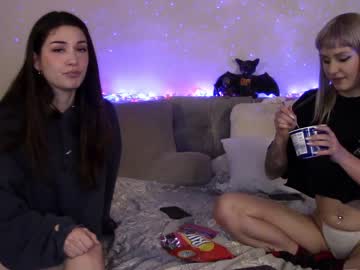 girl cam all day mari_and_jandro image #3657998