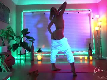 girl cam all day phoenix_taylor image #1045574