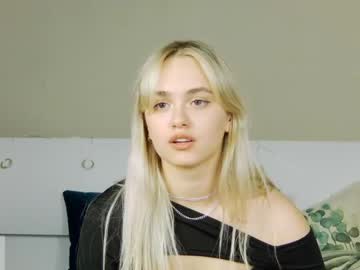 girl cam all day evi_wow image #4235257