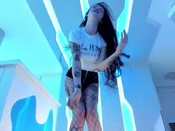 girl cam all day bmwm5f90 image #9055759