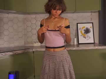girl cam all day lenaelisabeth image #5968992