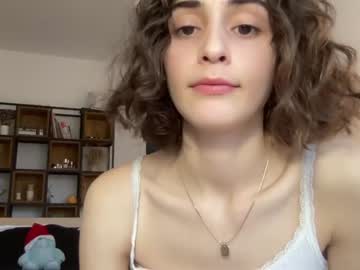 girl cam all day wonderland_stia image #5678545