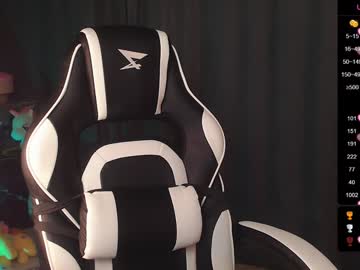 girl cam all day queen_kitty1818 image #8808284