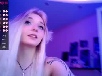 girl cam all day _b_a_n_s_h_e_e_ image #4393285