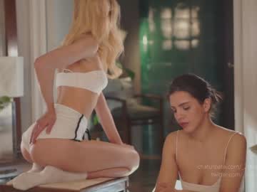 girl cam all day _2strangers image #5650853