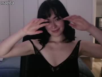 girl cam all day dronae image #1841893