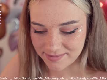 girl cam all day mia_milagros image #2359720