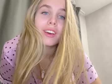 girl cam all day gosssip image #3405554