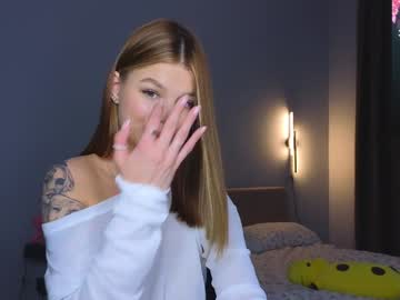 girl cam all day lovely_babyy image #8616073
